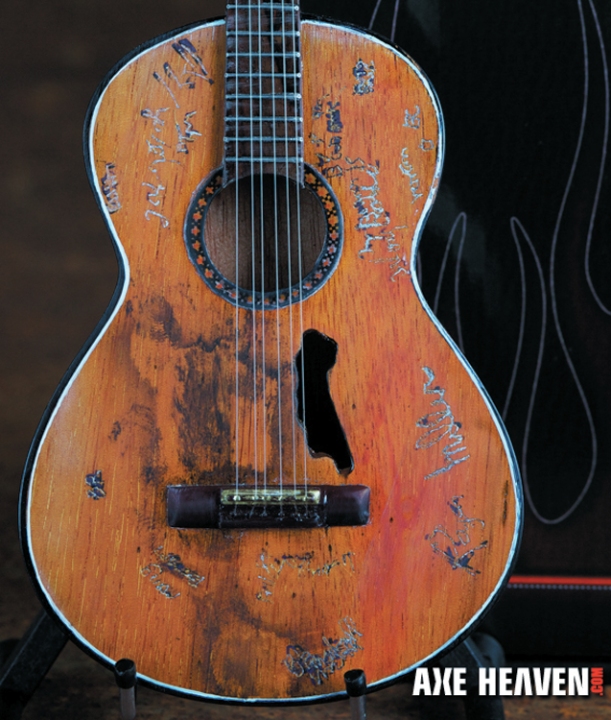 AXE- Willie Nelson Trigger Mini Guitar